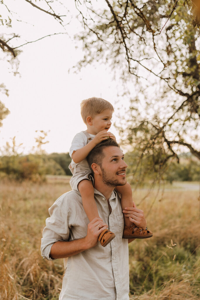 Familienshooting in Würzburg – Familie beim Fotoshooting, Fotografin Antonia Horbelt