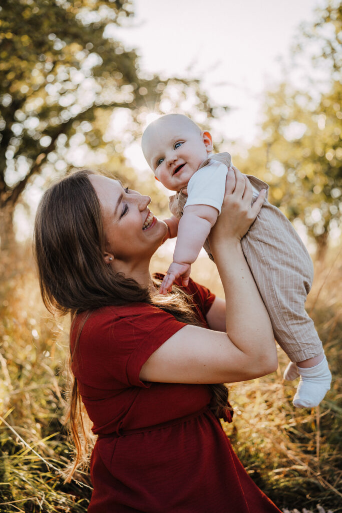 Familienshooting in Würzburg – Familie beim Fotoshooting, Fotografin Antonia Horbelt